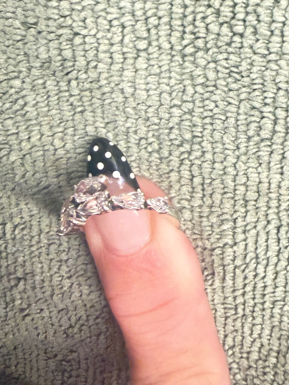 Pandora Sparkling Overlapping Band Ring size 6 52 - Picture 6 of 9